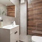 Blossom - Old Town Residence - By Upstairs