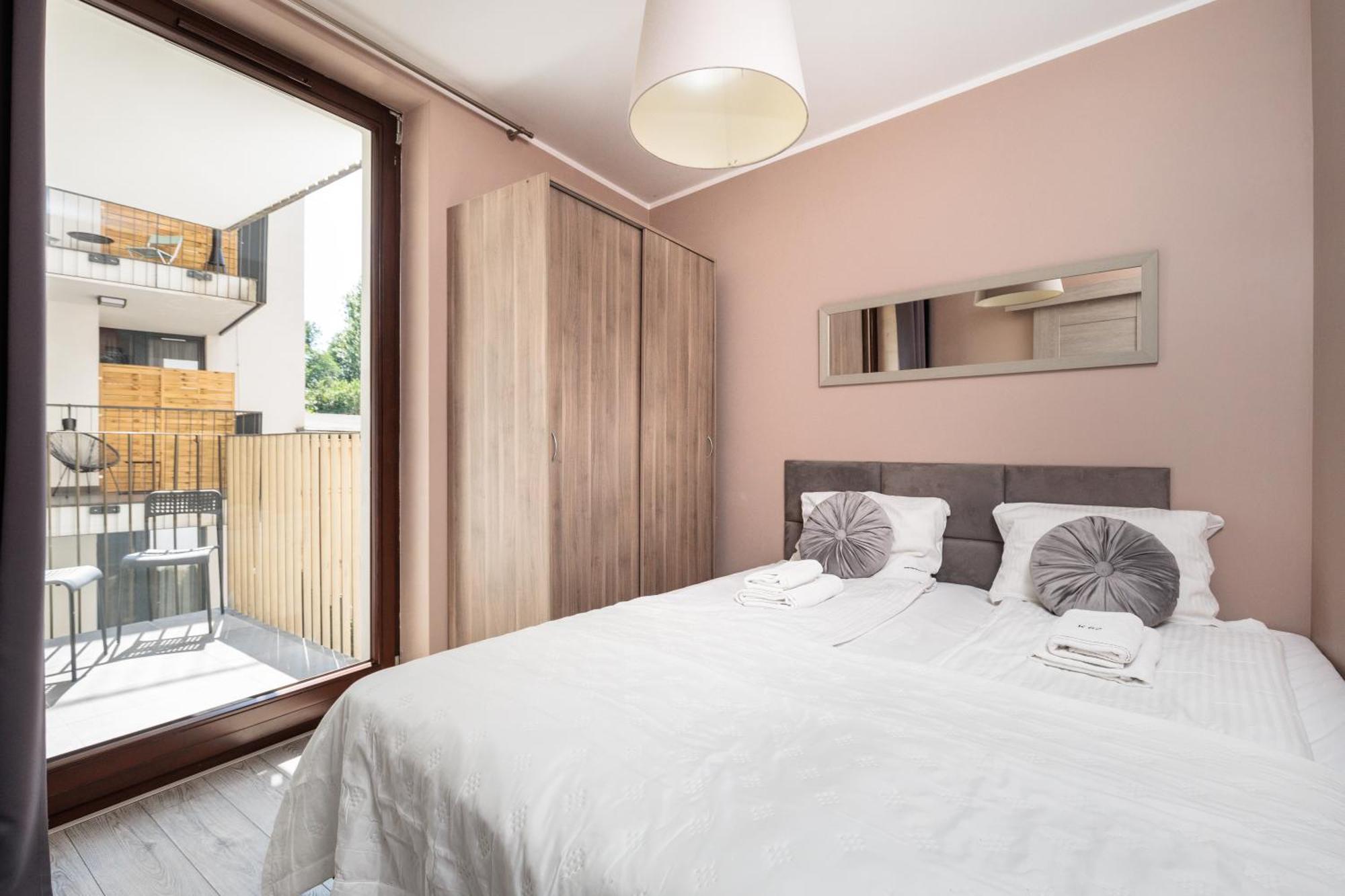 Blossom - Old Town - By Upstairs Appartement *